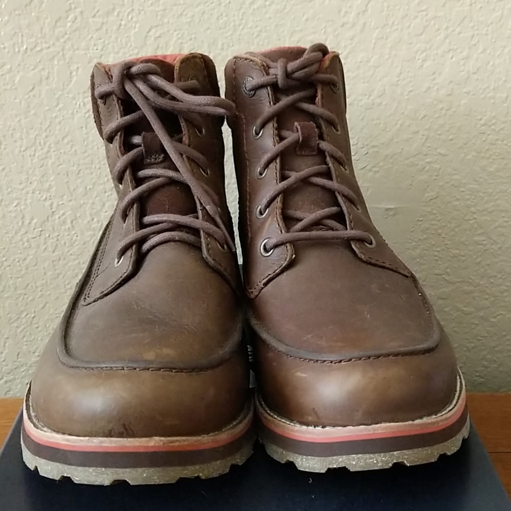 Boots... - Picture 3 of 3